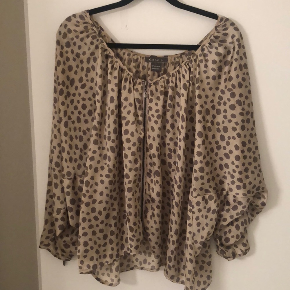 Gracia Leopard print modern oversize blouse zipper  in front